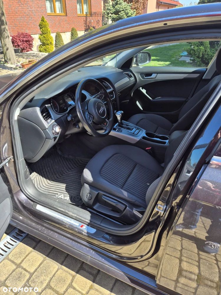 Audi A4 Limousine - 7