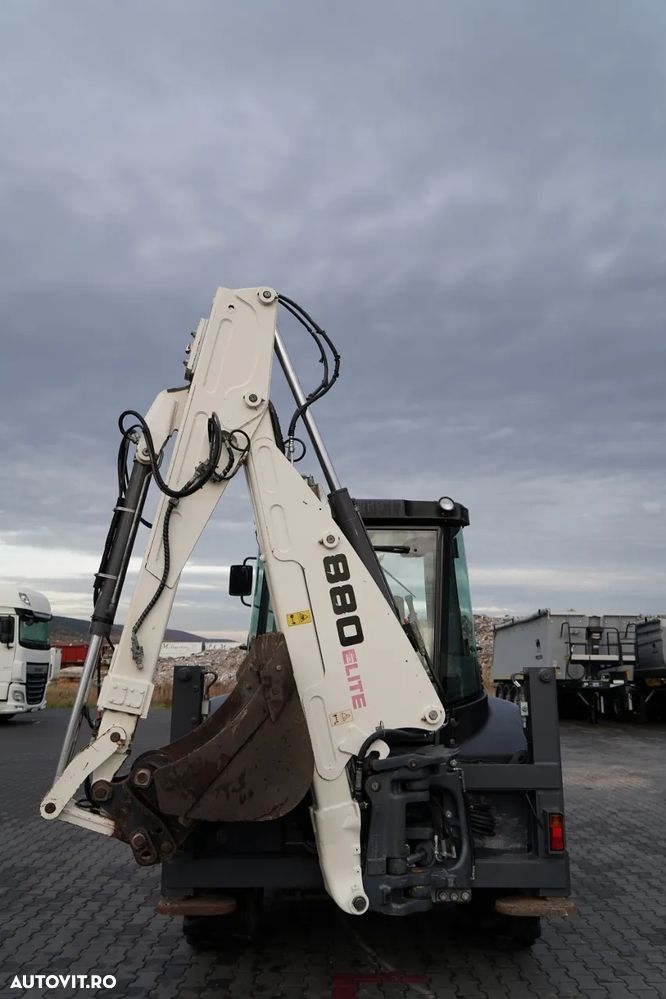 Terex 880 ELITE / BULDOEXCAVATOR / 2.500 ORE / SET CUPĂ - 9