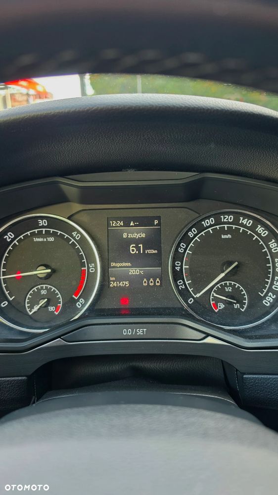 Skoda Superb 2.0 TDI Style DSG - 19