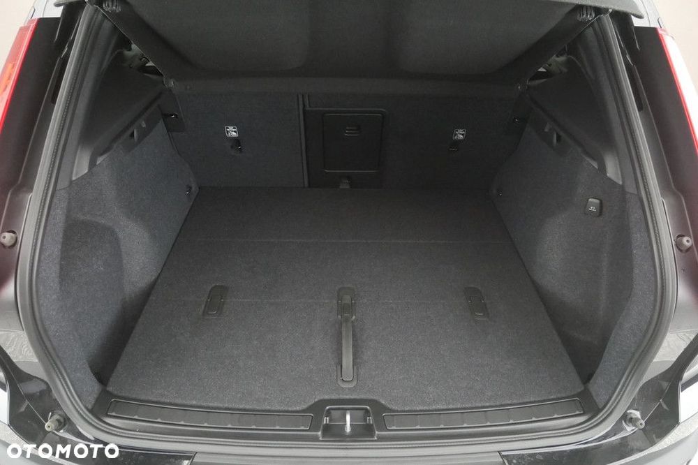 Volvo XC 40 - 16