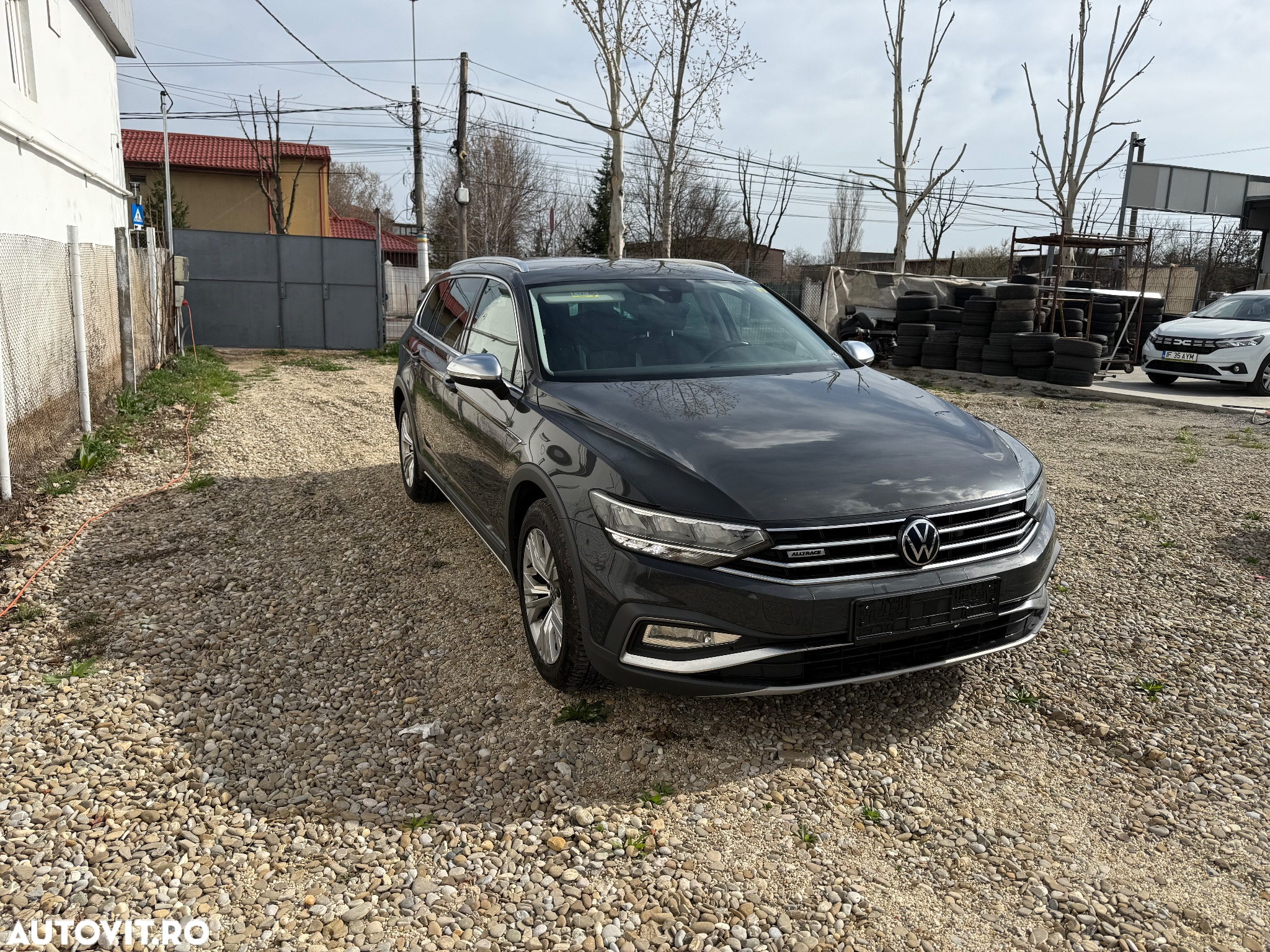Volkswagen Passat - 3
