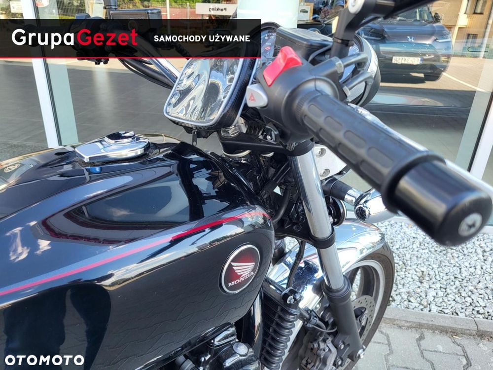 Honda CB - 10