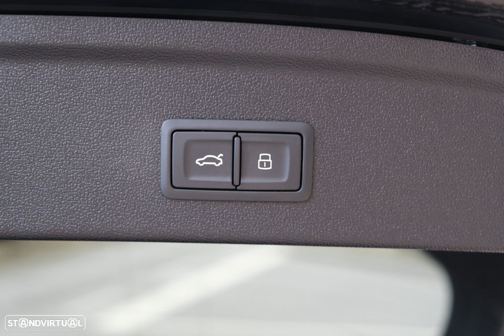 Audi A3 Sportback 40 TFSIe S tronic S line - 36