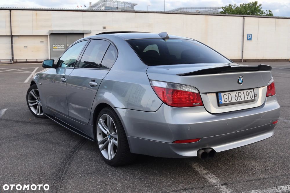 BMW Seria 5 525i - 8