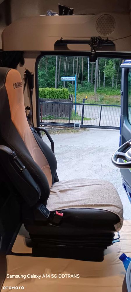 Mercedes-Benz ACTROS - 17