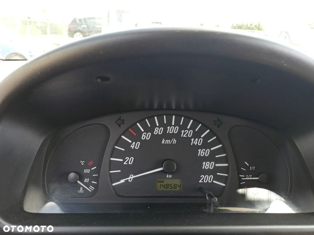 Opel Agila - 14
