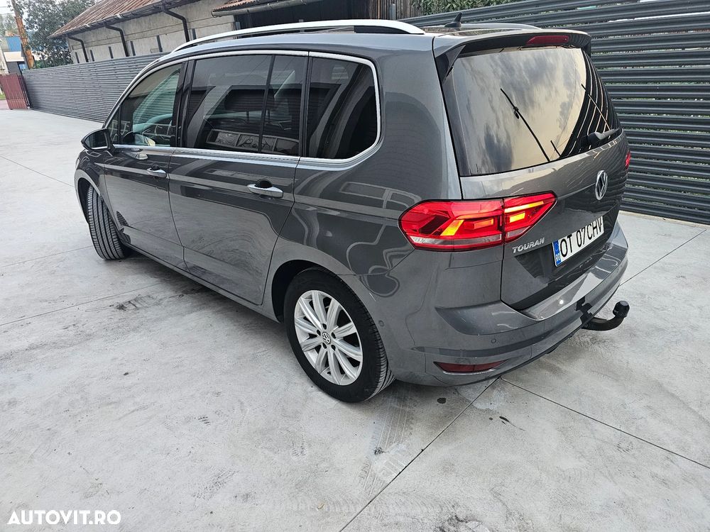 Volkswagen Touran 1.6 TDI SCR BlueMotion Technology Comfortline - 4