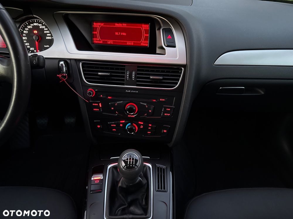 Audi A4 Limousine 1.8 TFSI Ambiente - 17