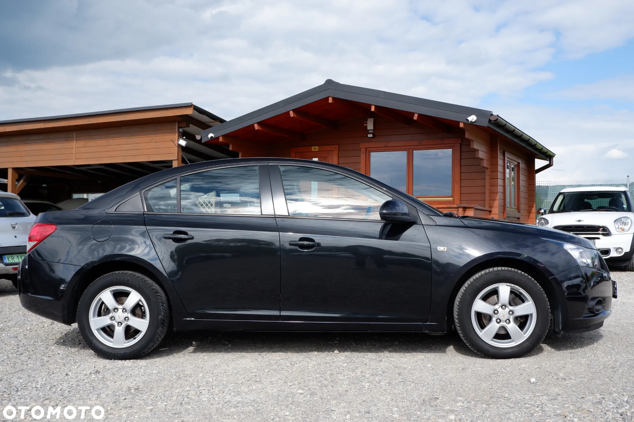 Chevrolet Cruze 1.6 LS - 32