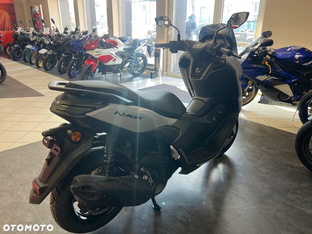 Yamaha NMAX - 6