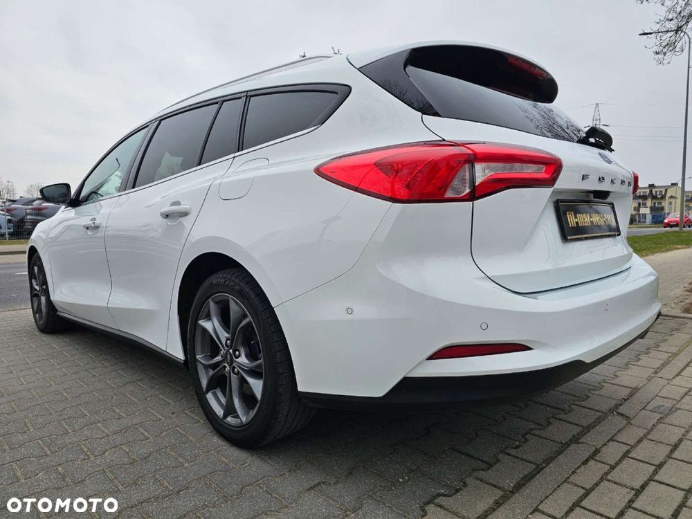 Ford Focus - 8