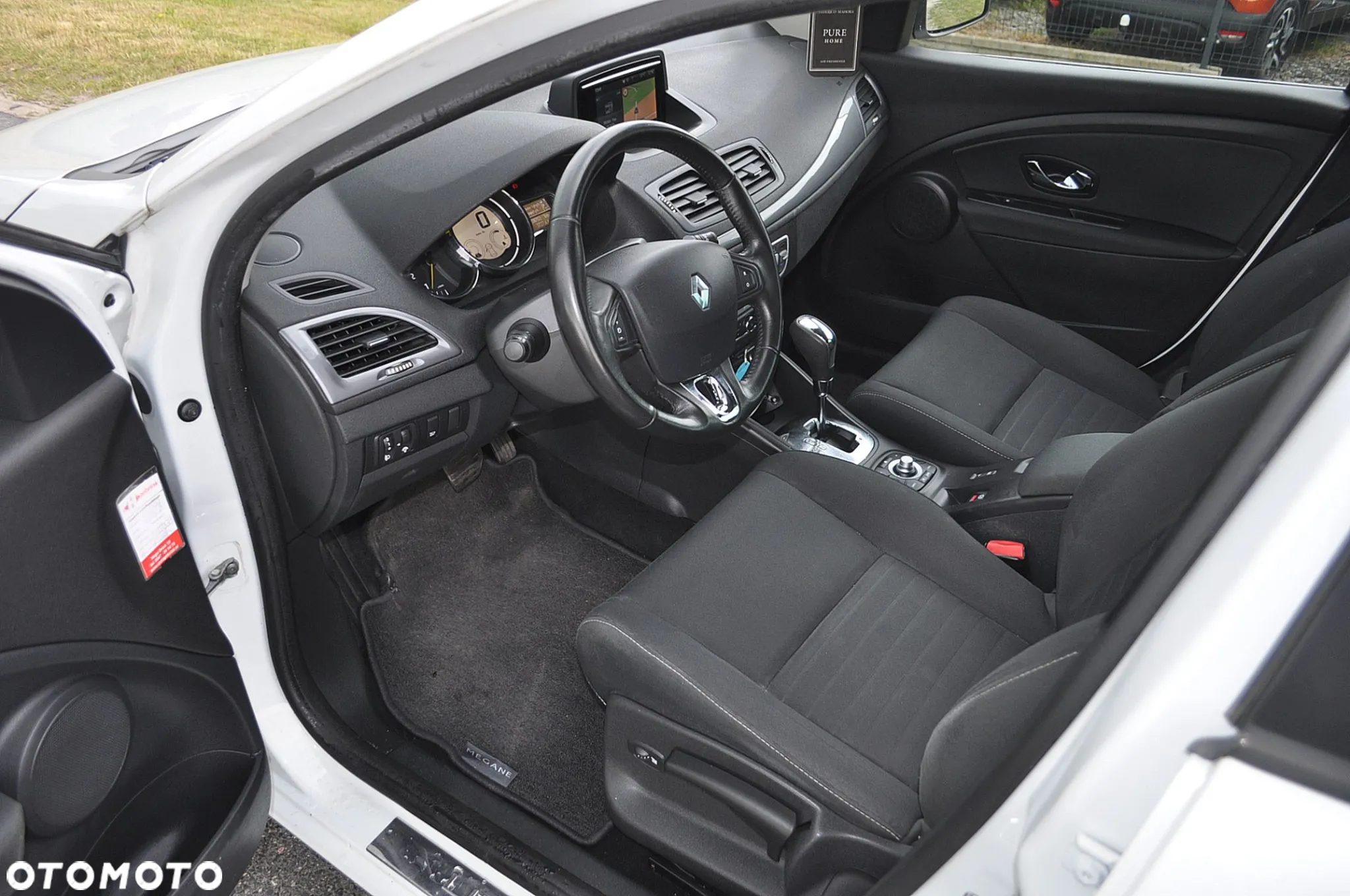 Renault Megane 1.5 dCi Limited EDC EU6 - 13