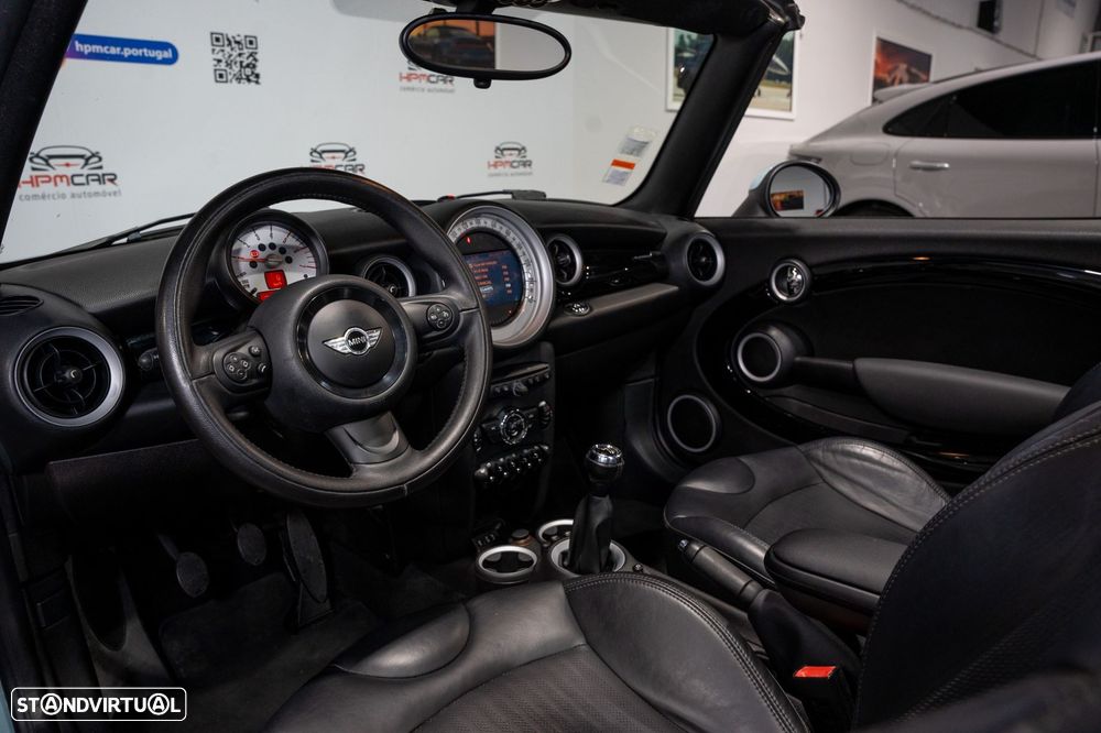 MINI Cabrio Cooper D - 26