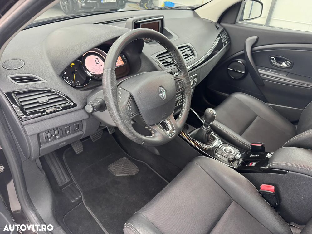 Renault Megane ENERGY dCi 130 Start & Stopp Bose Edition - 23