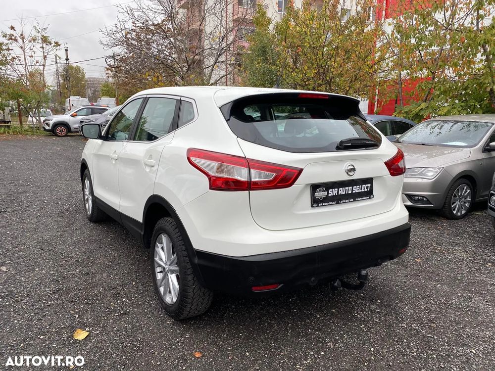 Nissan Qashqai 1.6L dCi Start/Stop 4X4-i Acenta - 11