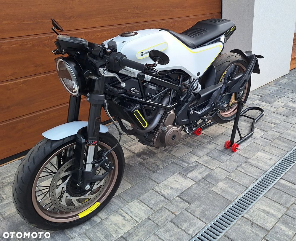 Husqvarna Vitpilen - 5