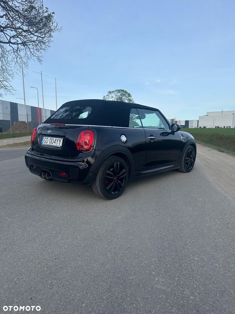 MINI John Cooper Works - 3