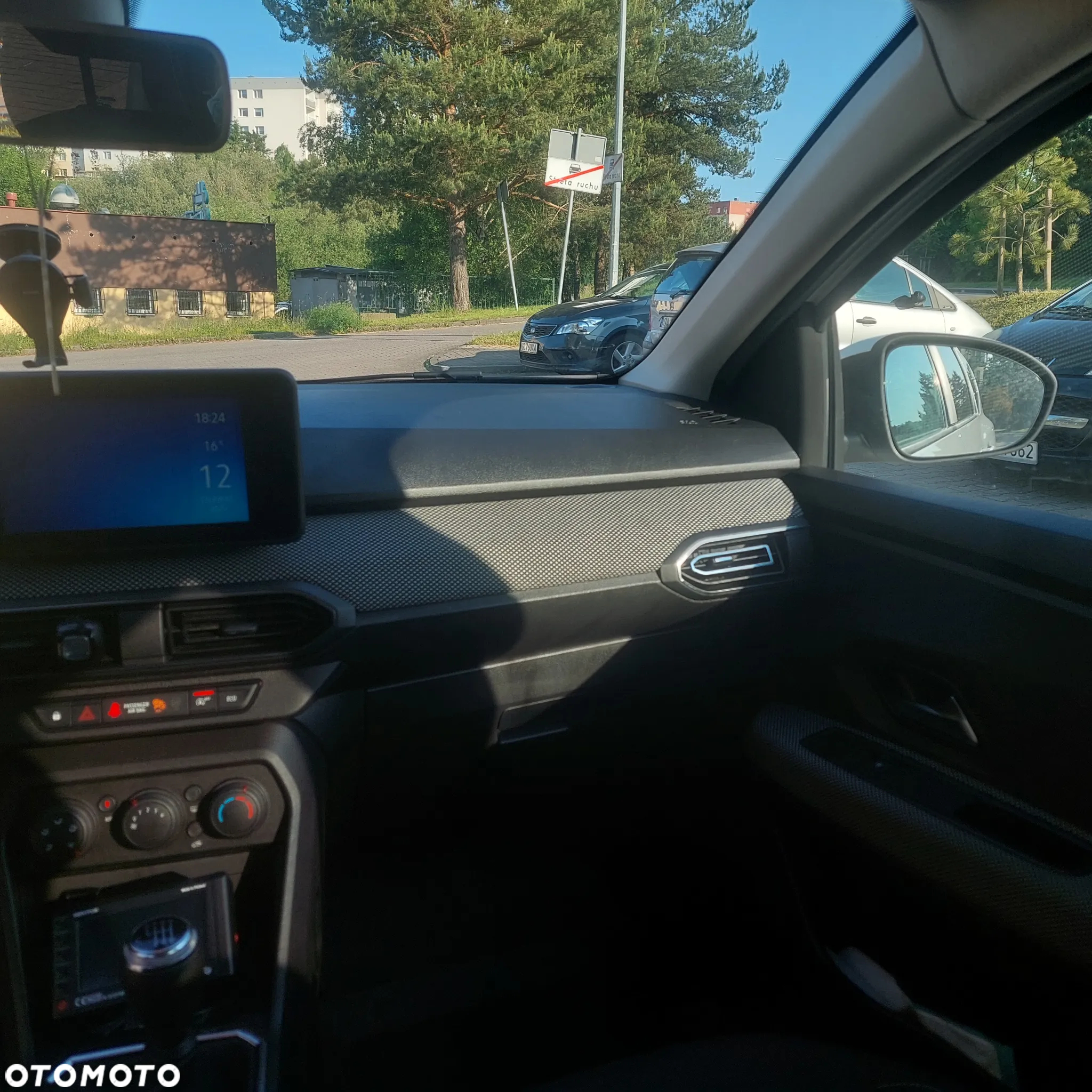 Dacia Jogger 1.0 TCe Comfort 7os - 21