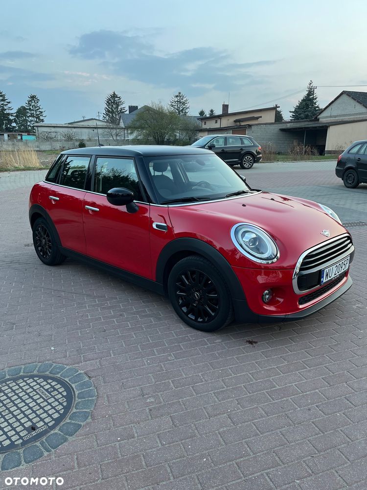 MINI Cooper Standard - 4