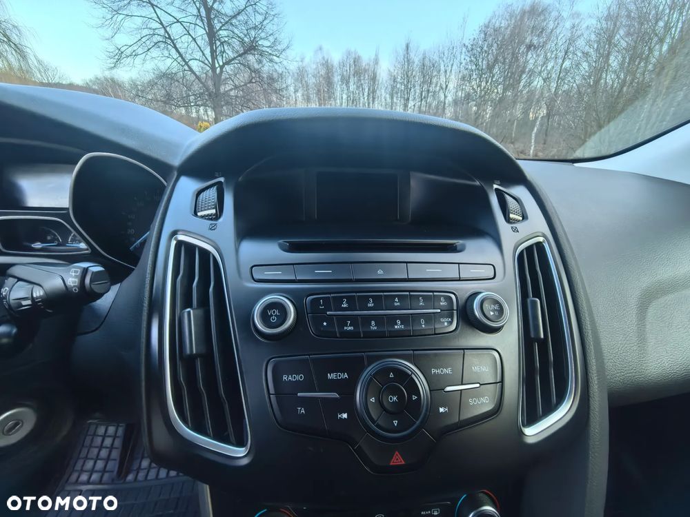 Ford Focus 1.0 EcoBoost Edition Start - 28