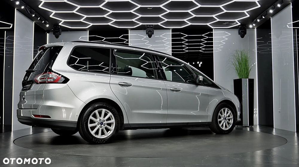 Ford Galaxy - 9