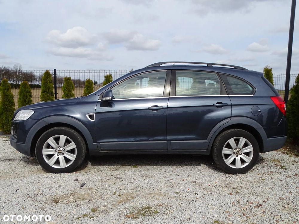 Chevrolet Captiva 2.0 d LT high (deu) - 28