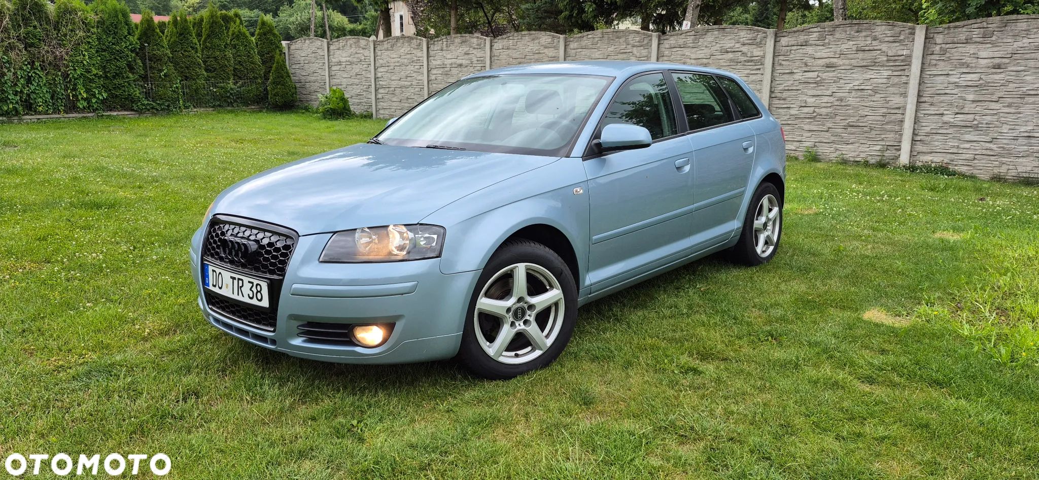 Audi A3 1.6 Ambiente - 1