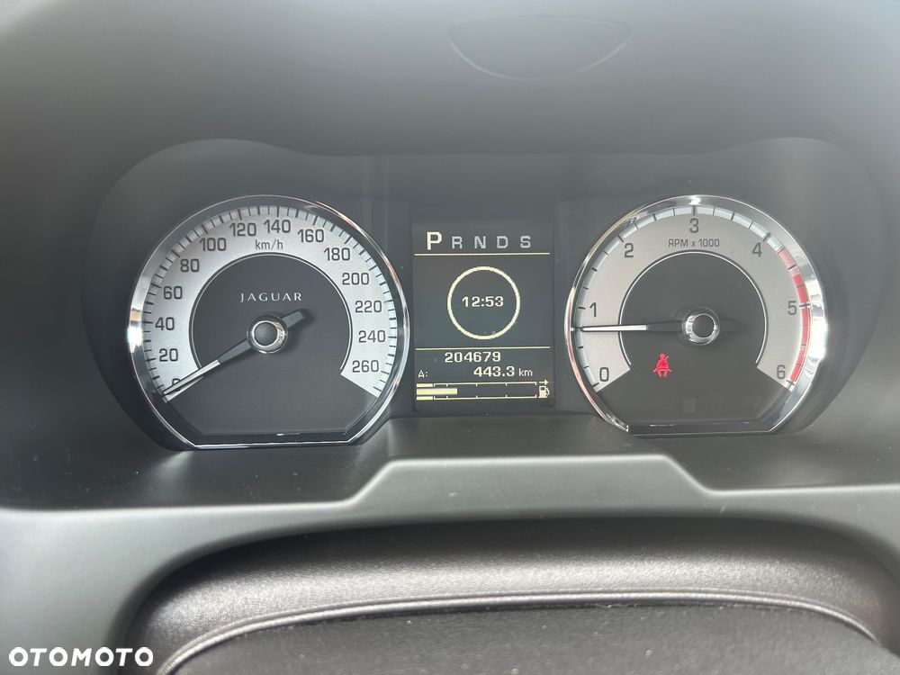 Jaguar XF 3.0 V6 D Premium Luxury - 14