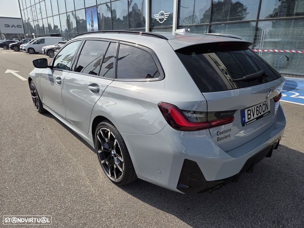 BMW 330 e Pack Desportivo M Pro Auto - 2