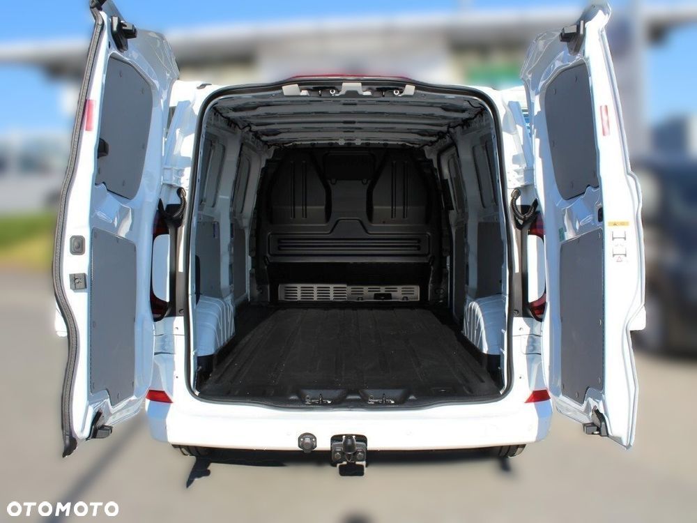 Volkswagen Transporter - 9