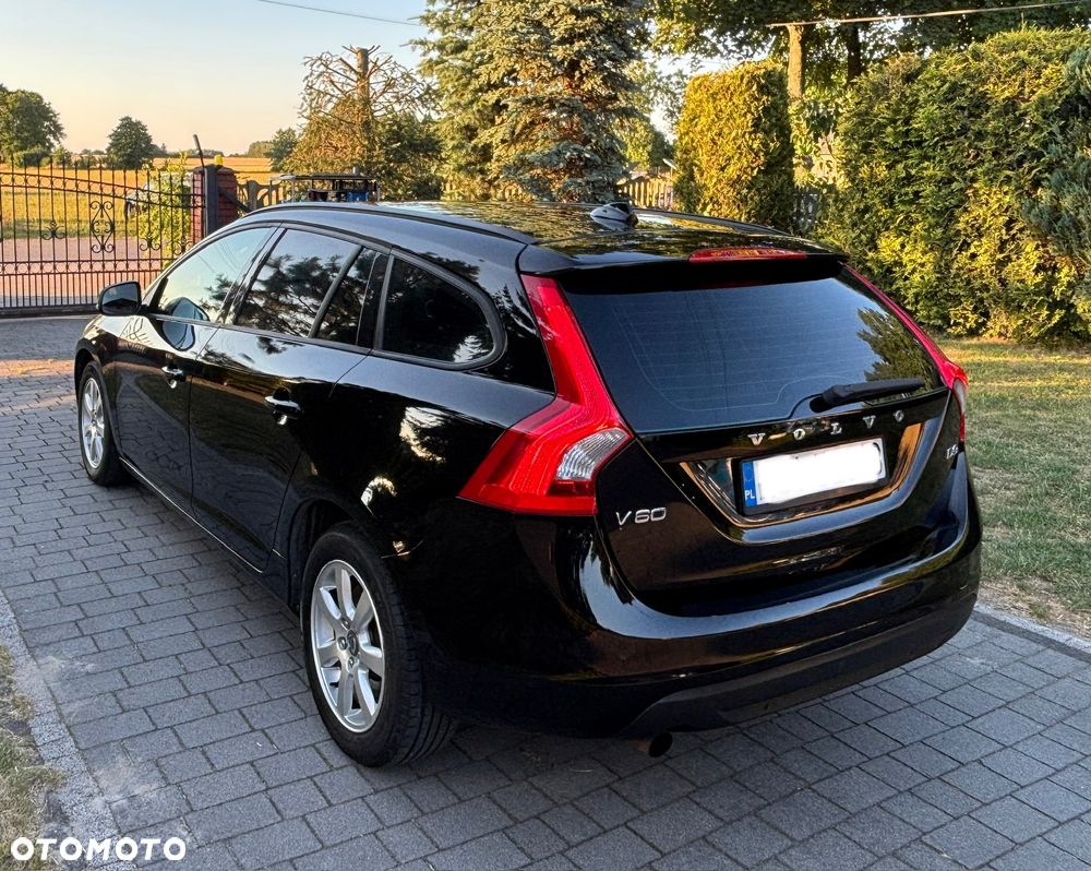 Volvo V60 D4 Business Edition - 16