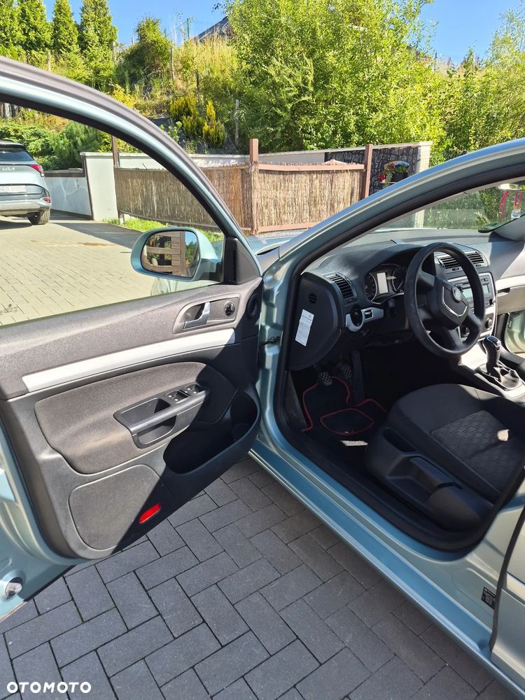 Skoda Octavia 1.6 TDI DPF Ambition - 9