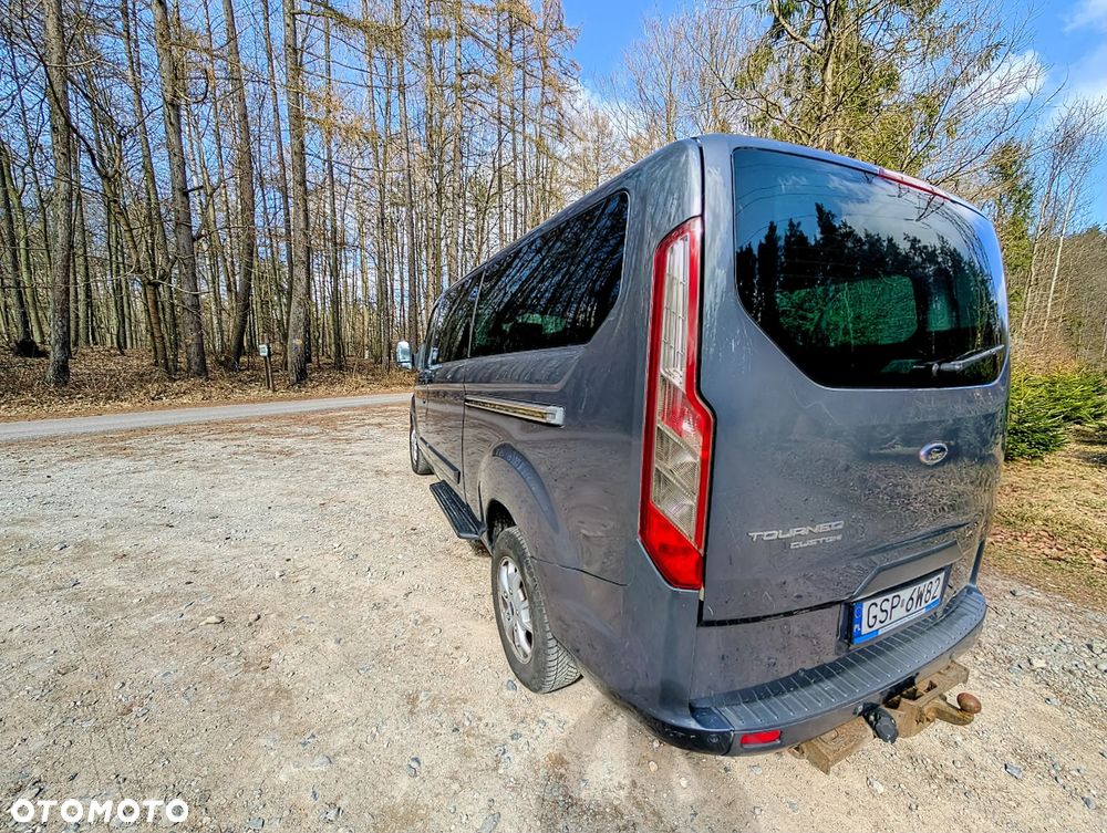 Ford Tourneo Custom - 20