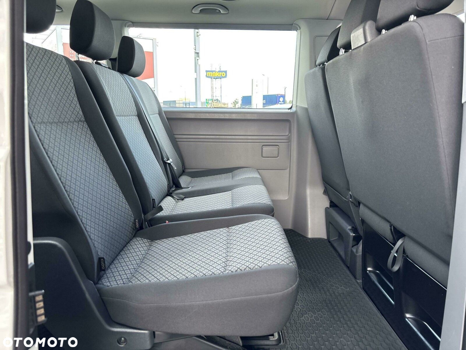 Volkswagen Caravelle - 23