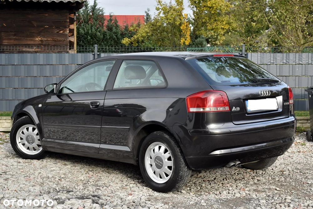 Audi A3 1.9 TDI Attraction - 8