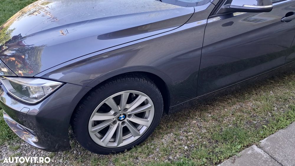 BMW Seria 3 320d Touring Aut. Modern Line - 5