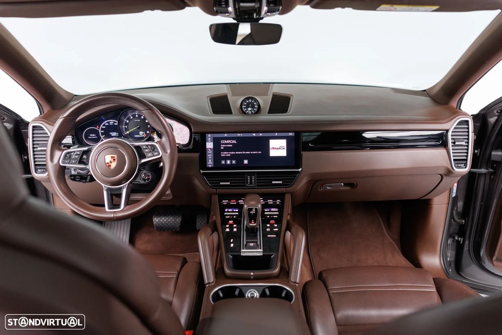 Porsche Cayenne Coupé E-Hybrid - 6