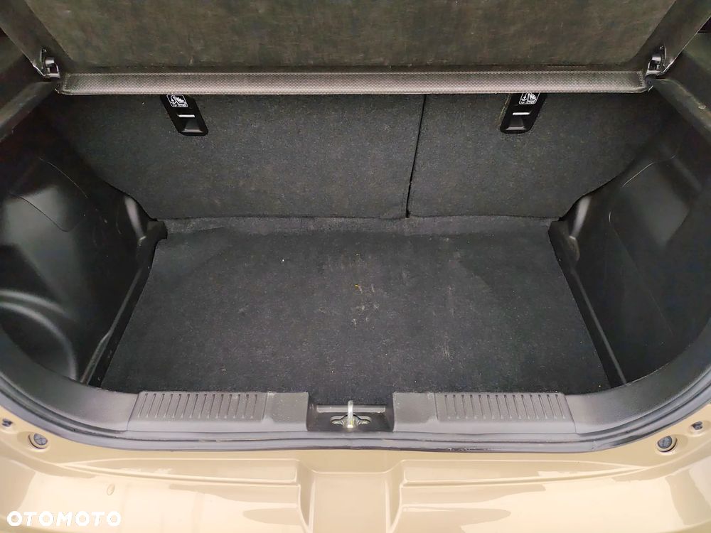 Suzuki Swift 1.2 Dualjet SHVS Premium Plus - 17