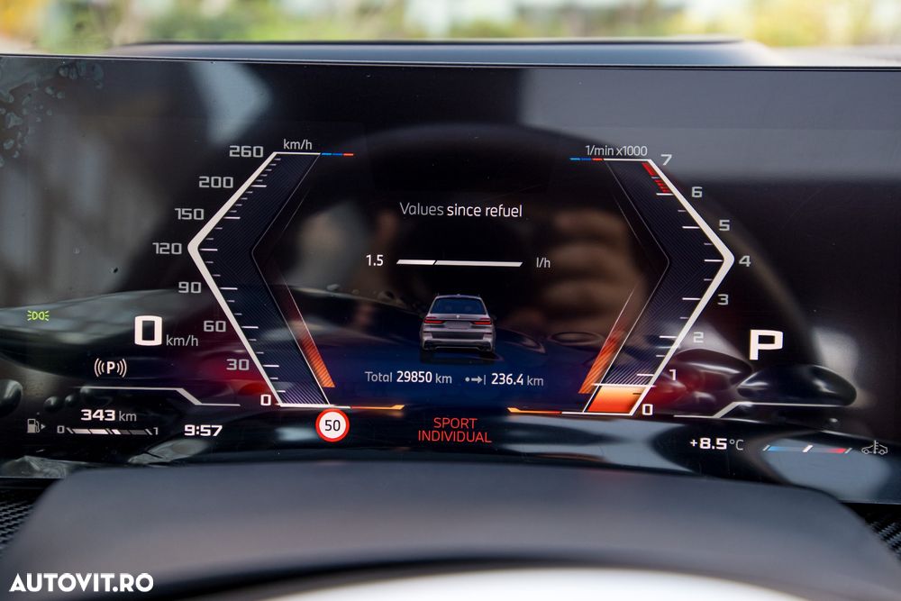 BMW X7 M60i xDrive AT MHEV - 25