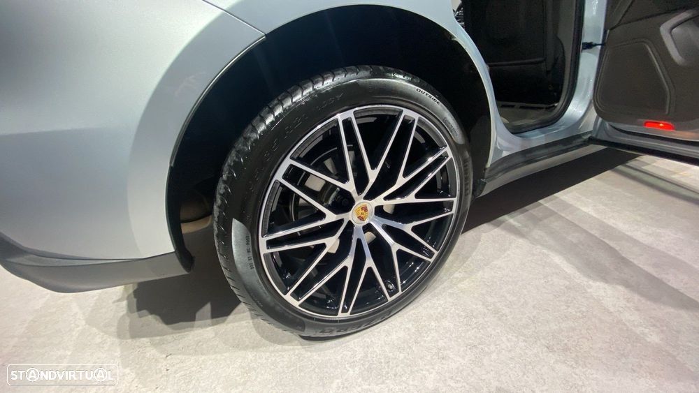 Porsche Macan - 30