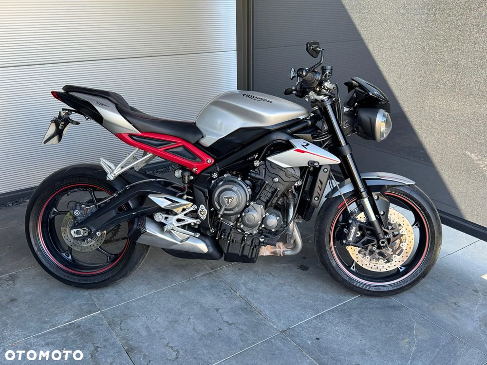 Triumph Street Triple - 3