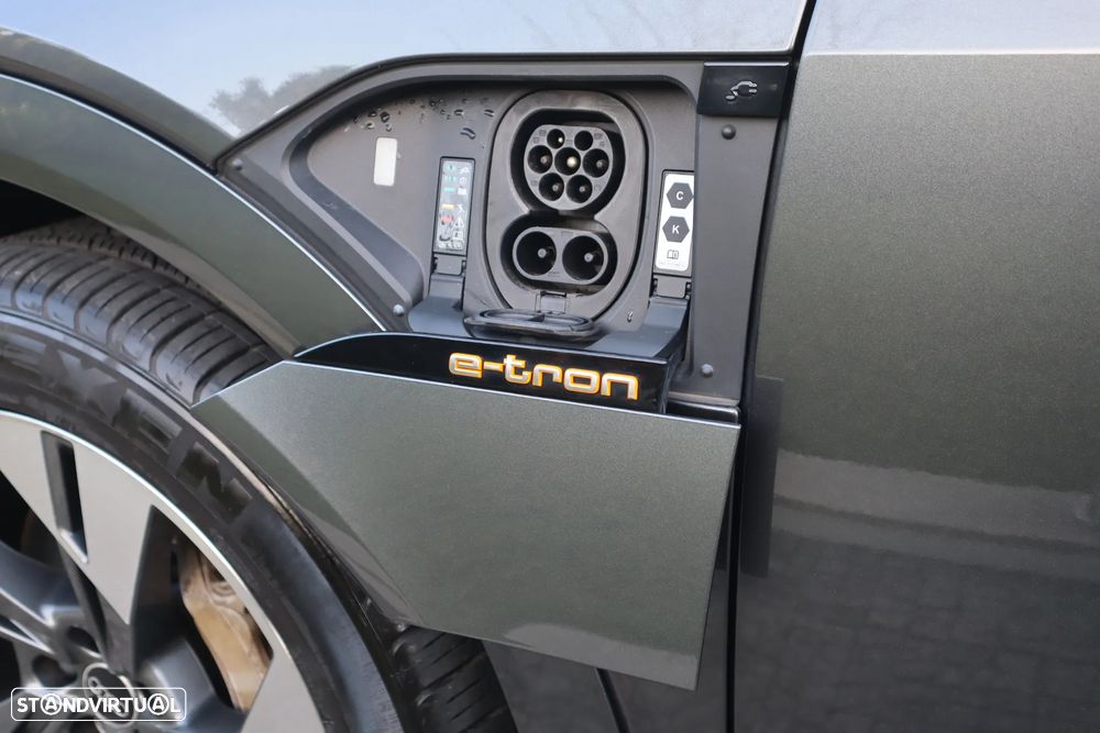 Audi e-tron Sportback 55 quattro S line - 11