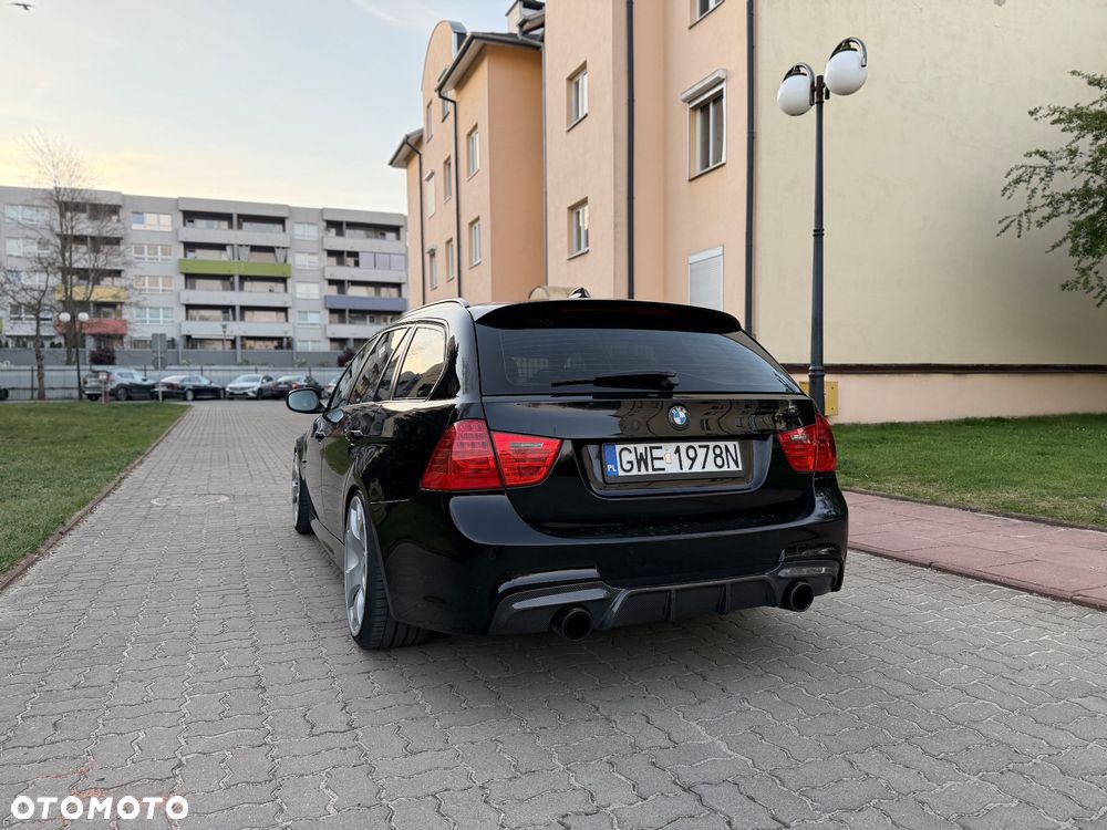 BMW Seria 3 320d - 12