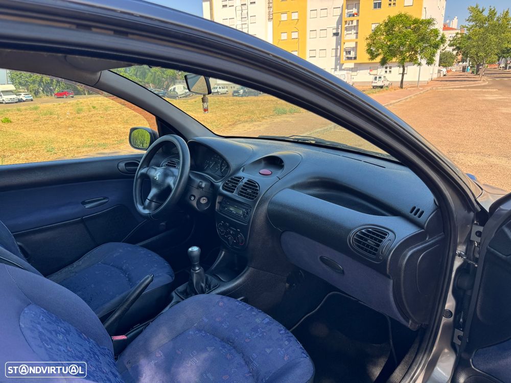 Peugeot 206 1.1 XT - 14