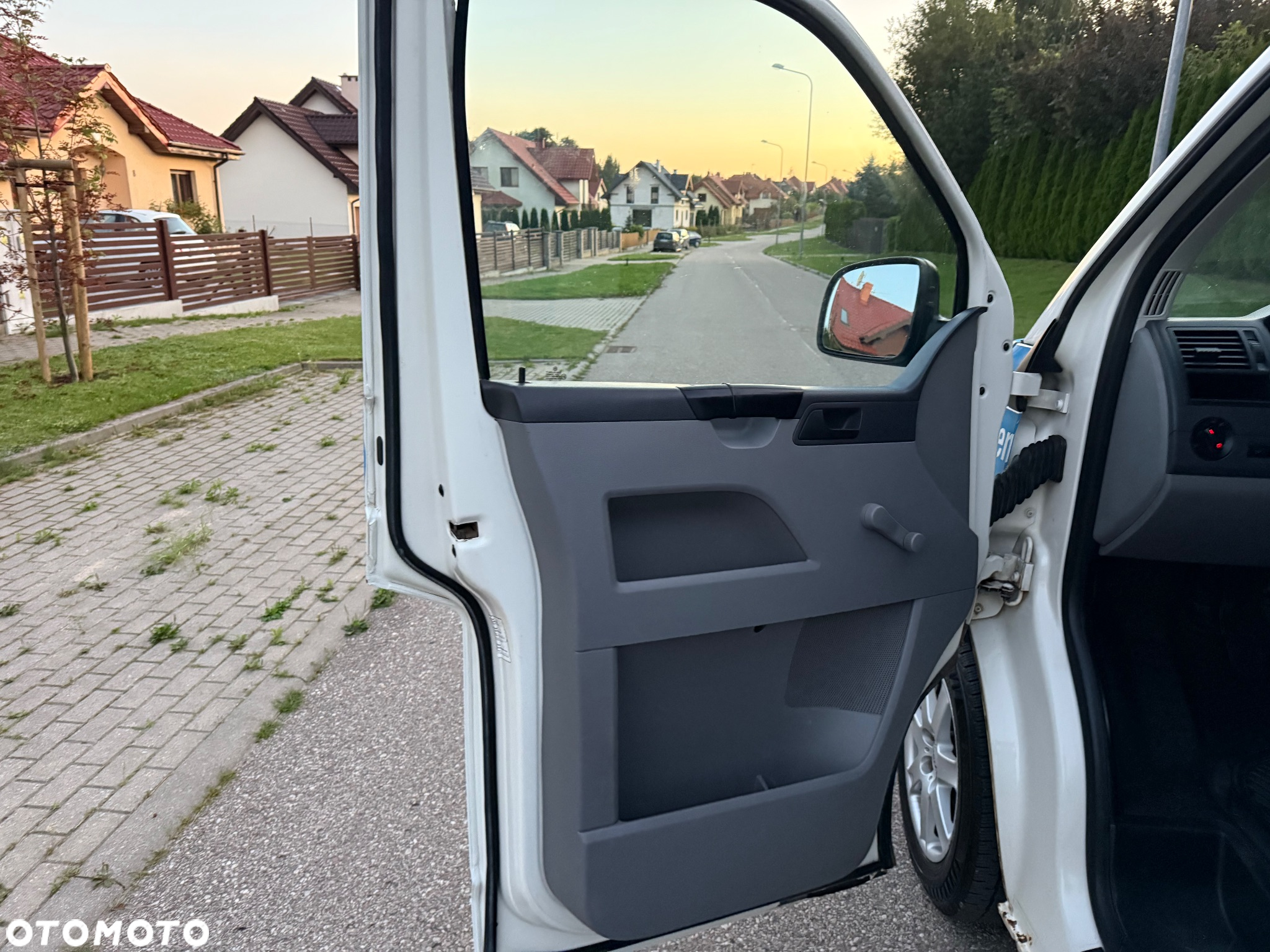 Volkswagen Transporter - 14