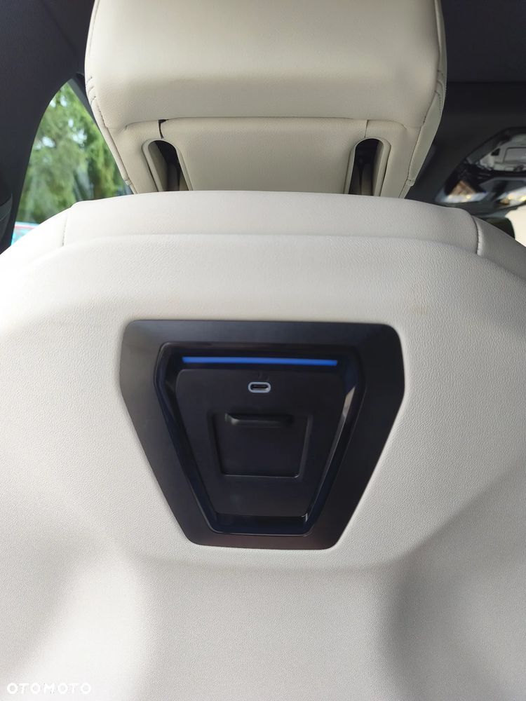 BMW Seria 5 520d xDrive mHEV - 11