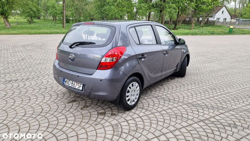 Hyundai i20 1.2 Classic + - 9