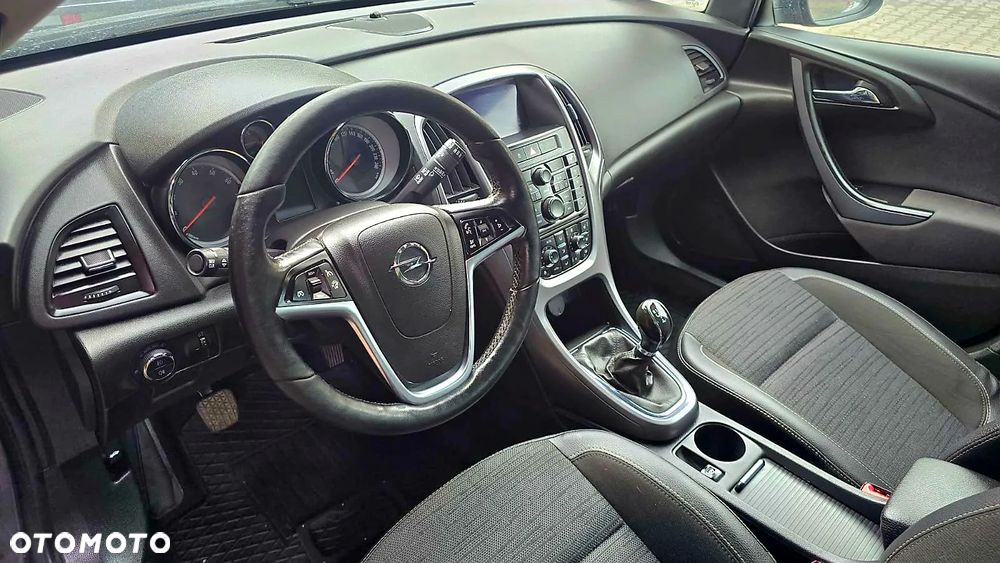 Opel Astra 1.4 Turbo Sports Tourer Innovation - 17