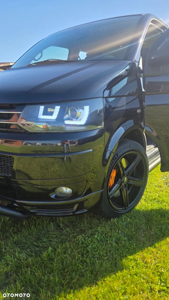 Volkswagen Multivan - 14