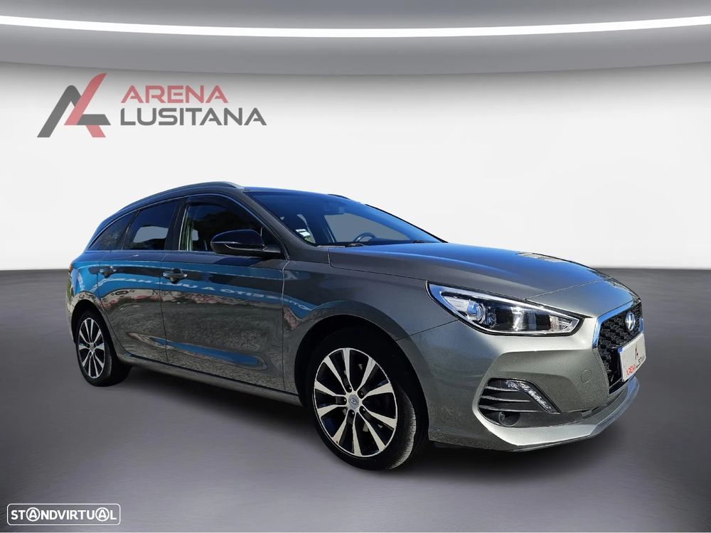 Hyundai i30 CW - 19